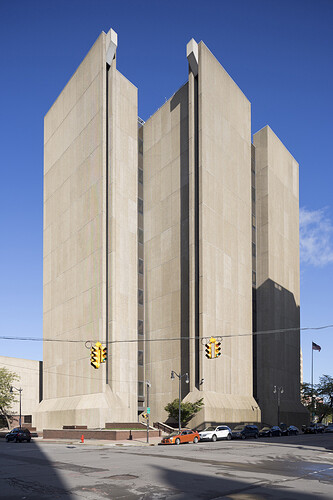 Buffalo_City_Court_Building,_1971-74,_Pfohl,Roberts_and_Biggie(8448022295)